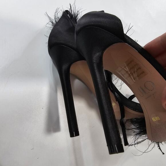 JLO Jennifer Lopez x REVOLVE Sunset Sandal in Black - Picture 7 of 12